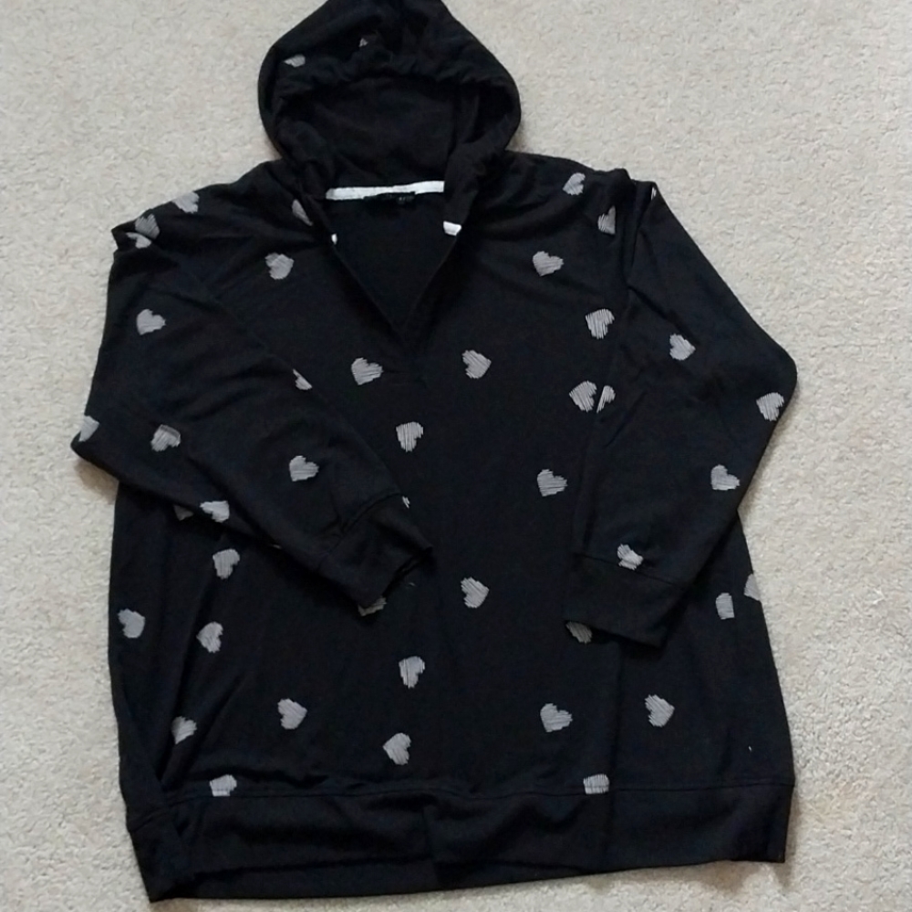 Women's hooded v-neck light weight long sleeve sweatshirt